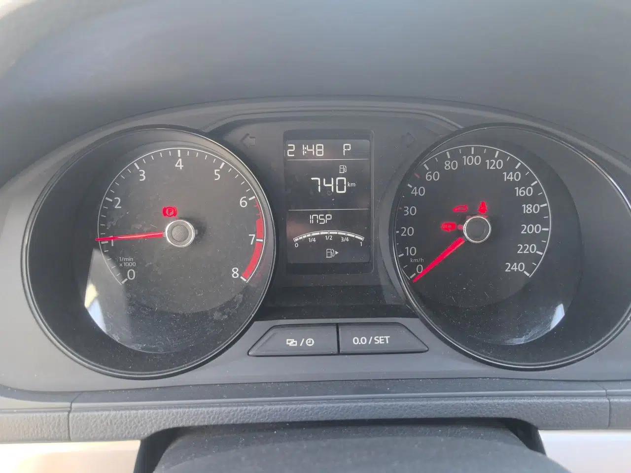 Volkswagen Lavida 2019 Lavida Start 1.5L Automatic Trendy Version China VI Standard — миниатюра 11