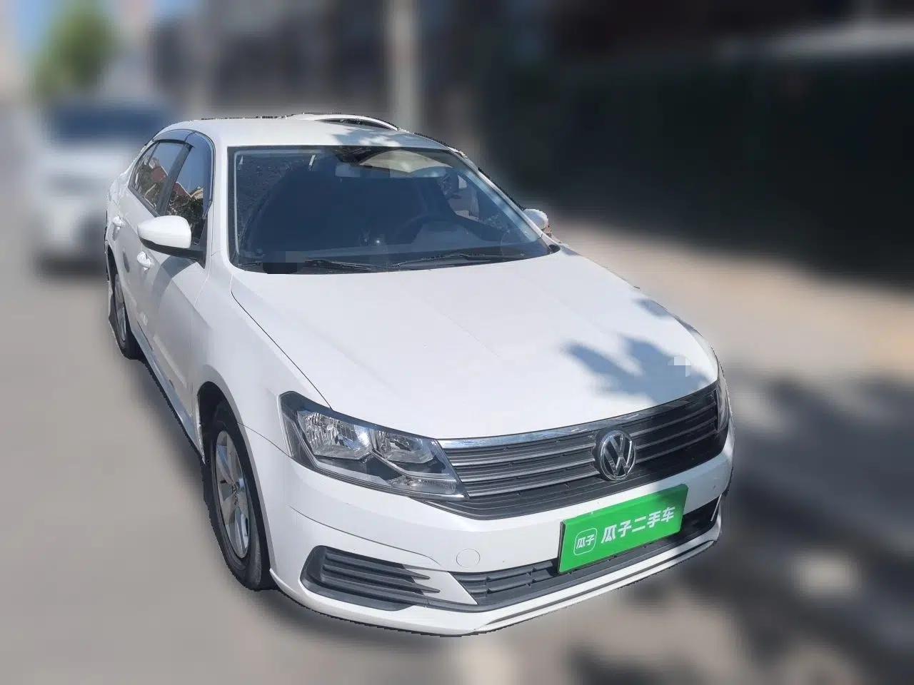 Volkswagen Lavida 2019 Lavida Start 1.5L Automatic Trendy Version China VI Standard — миниатюра 3