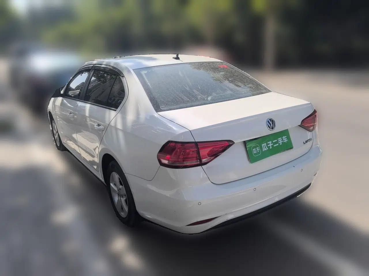 Volkswagen Lavida 2019 Lavida Start 1.5L Automatic Trendy Version China VI Standard — миниатюра 4