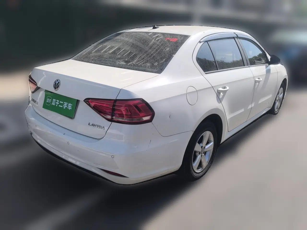 Volkswagen Lavida 2019 Lavida Start 1.5L Automatic Trendy Version China VI Standard — миниатюра 6