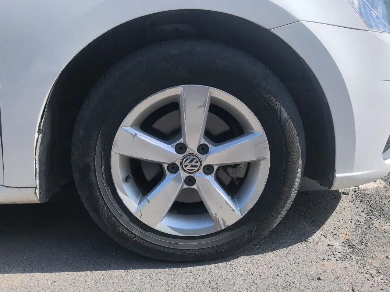 Volkswagen Lavida 2019 Lavida Start 1.5L Automatic Trendy Version China VI Standard — миниатюра 8