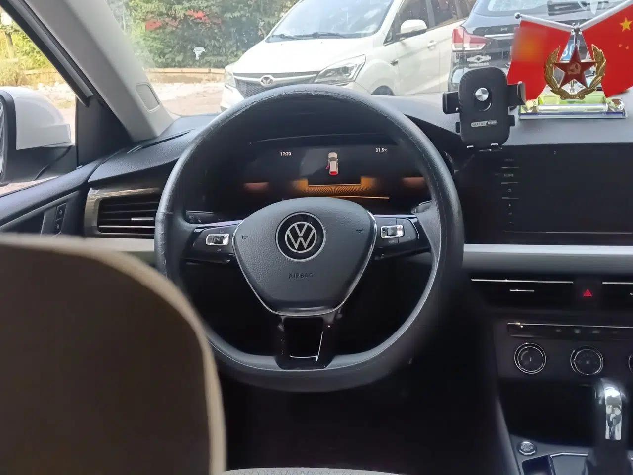 Volkswagen Lavida 2022 1.5L Automatic Vision Edition — миниатюра 10