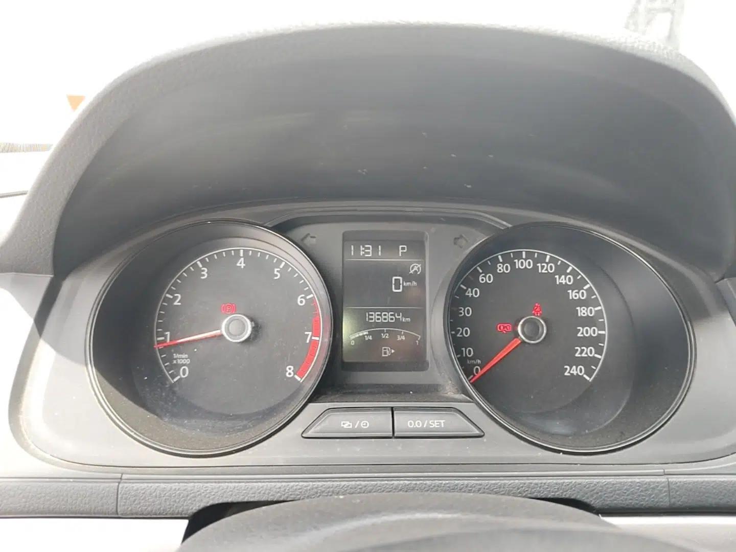 Volkswagen Lavida 2019 Lavida Start 1.5L Automatic Trendy Version China VI Standard — миниатюра 14