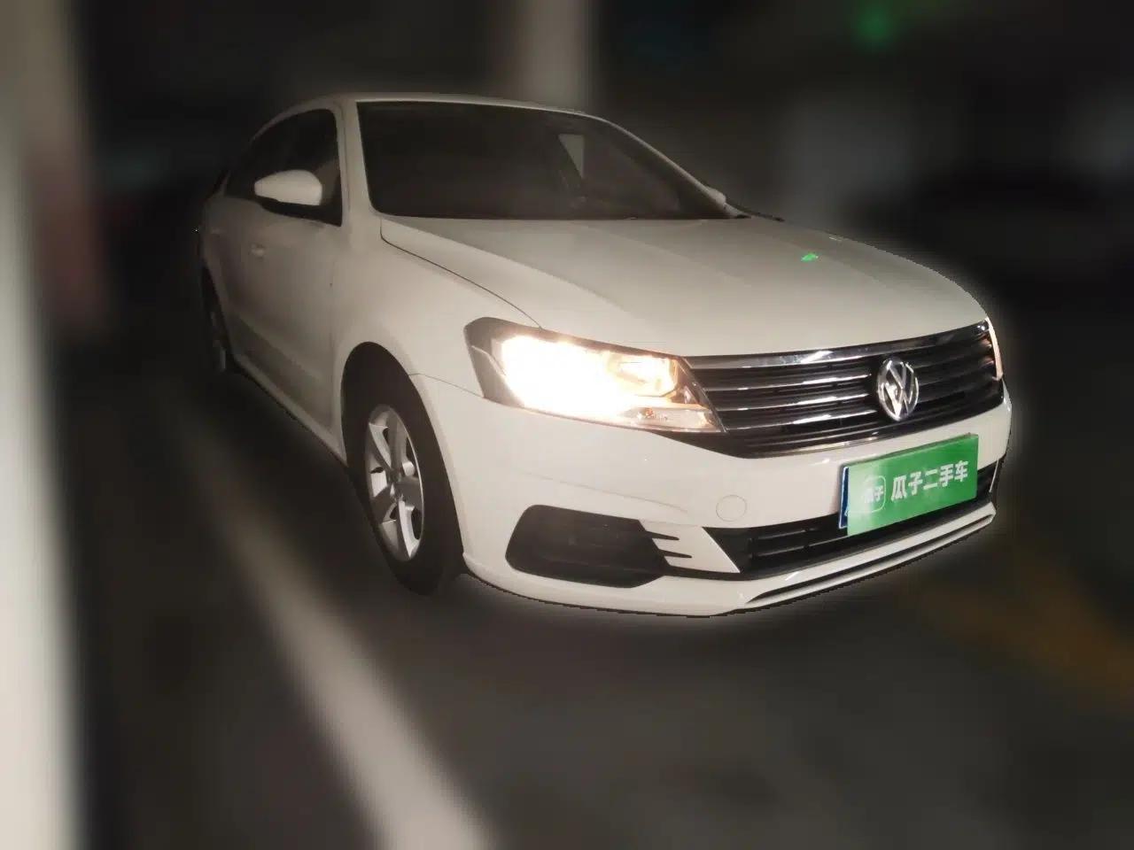 Volkswagen Lavida 2019 Lavida Start 1.5L Automatic Trendy Version China VI Standard — миниатюра 3