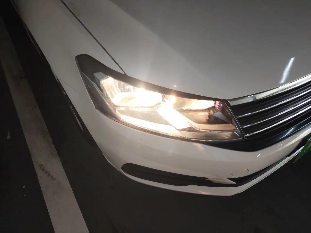 Volkswagen Lavida 2019 Lavida Start 1.5L Automatic Trendy Version China VI Standard — миниатюра 7