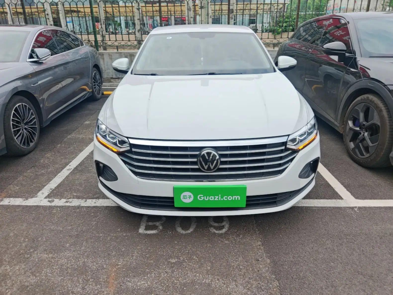 Volkswagen Lavida 2023 Revised 1.5L Automatic DeYi Edition — миниатюра 2