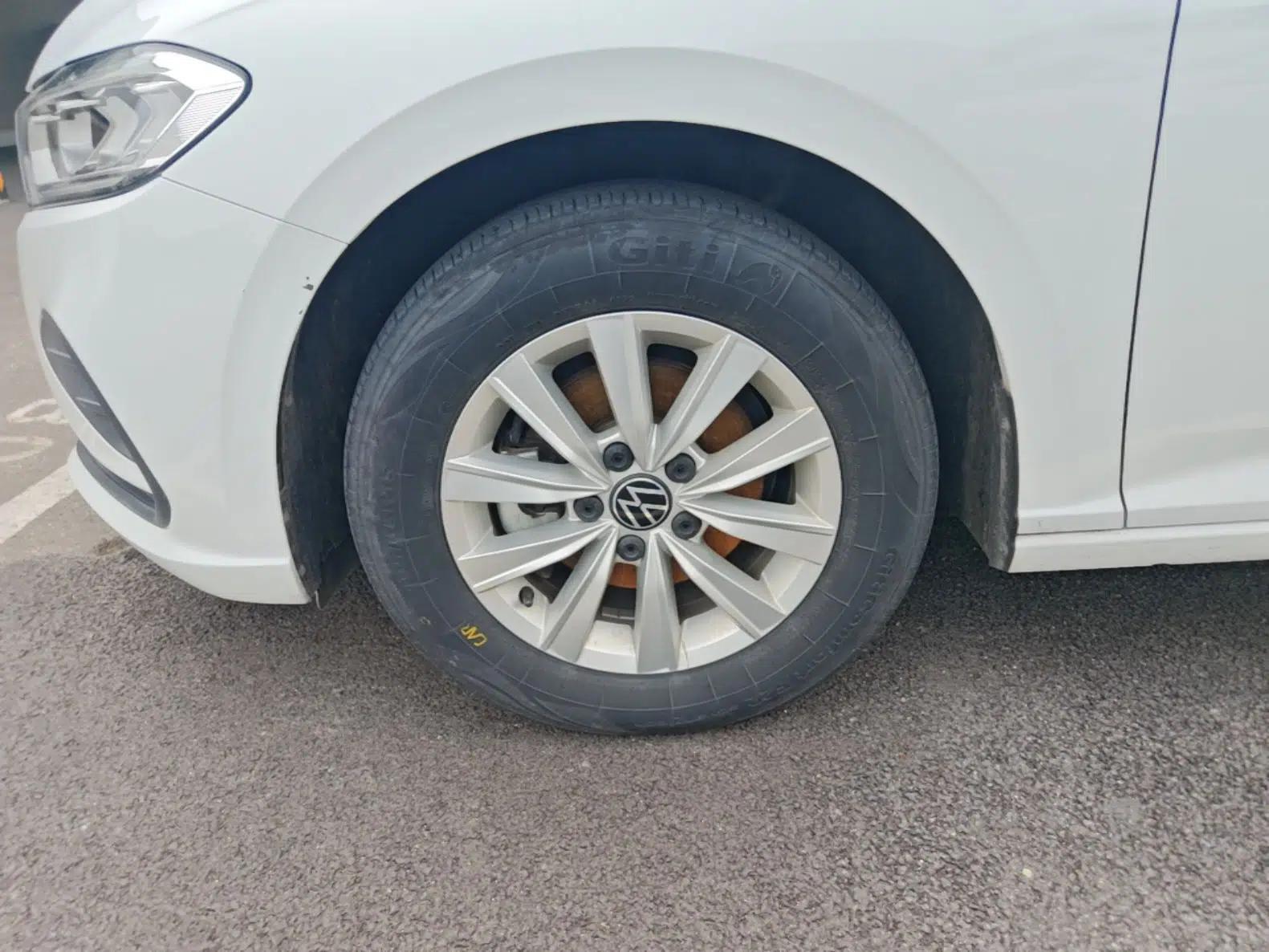 Volkswagen Lavida 2023 Revised 1.5L Automatic DeYi Edition — миниатюра 10