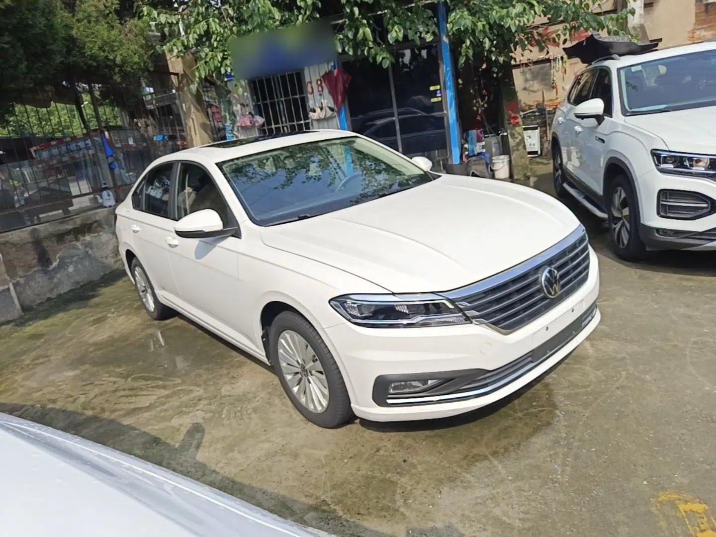 Volkswagen Lavida 2021 1.5L Automatic Comfort Edition — миниатюра 3