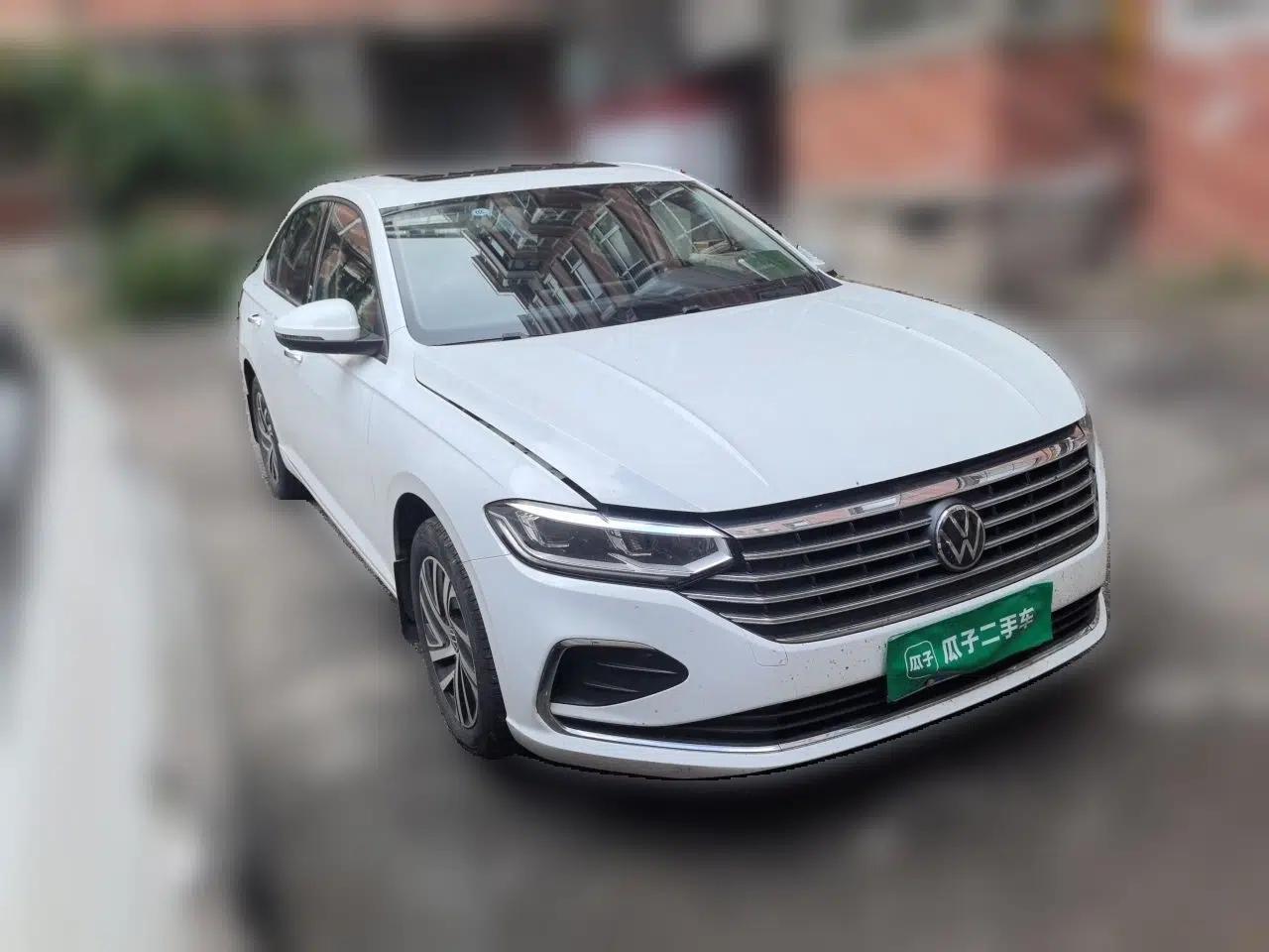 Volkswagen Lavida 2023 1.5L Automatic Starry Sky 5 Million Edition — миниатюра 3