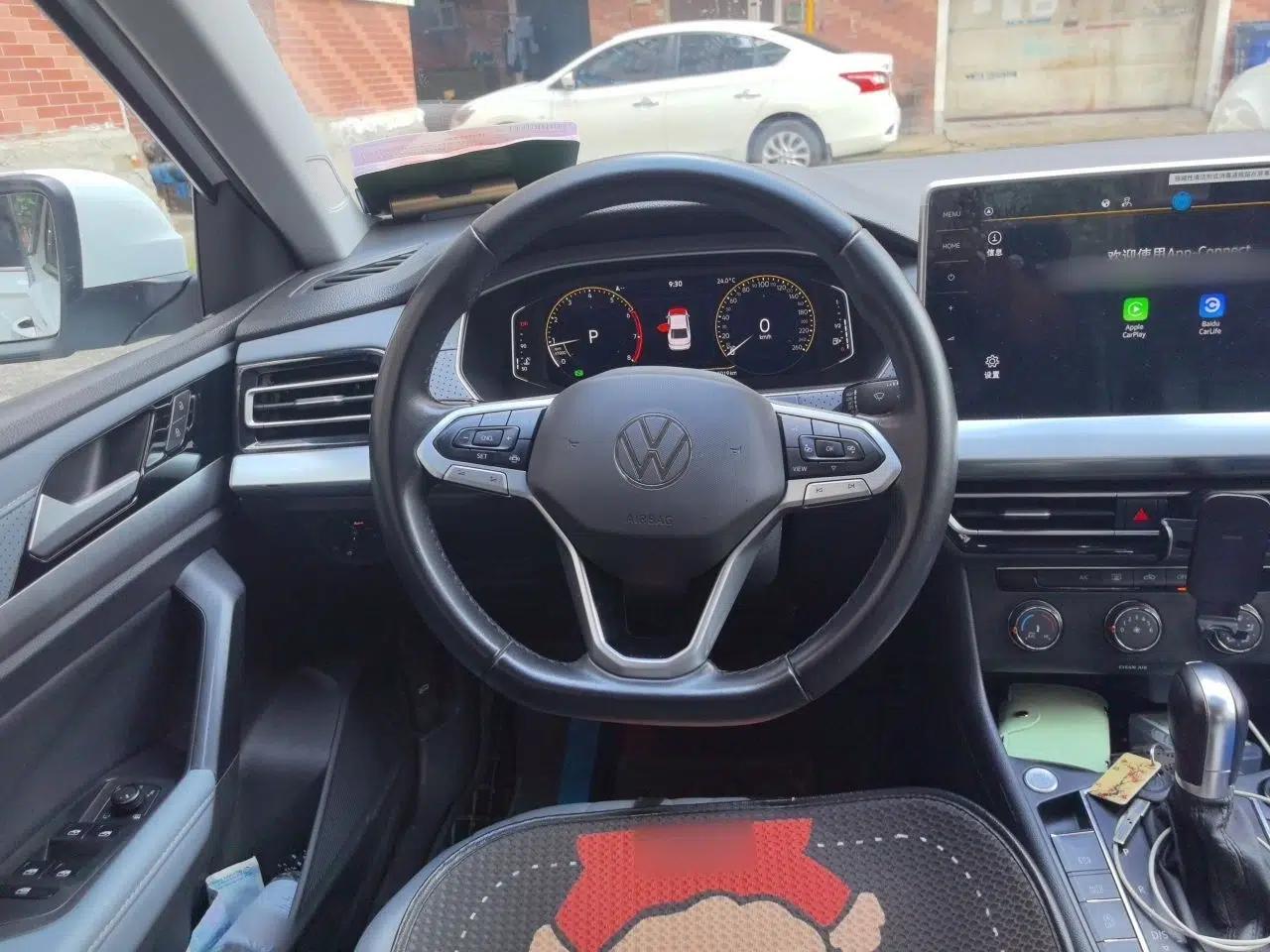 Volkswagen Lavida 2023 1.5L Automatic Starry Sky 5 Million Edition — миниатюра 10