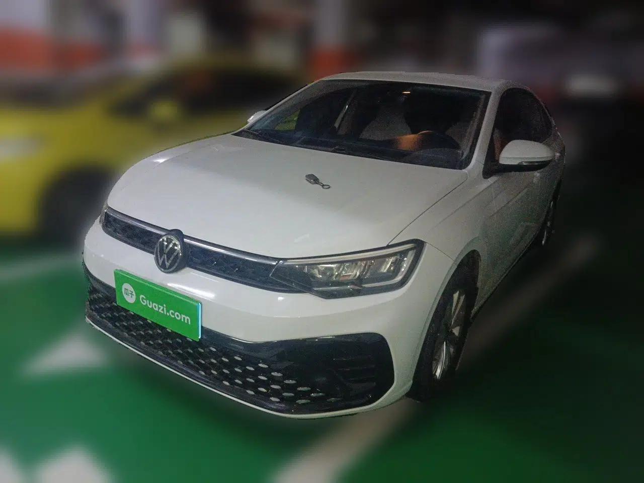 Volkswagen Lavida 2023 New Rui 1.5L Automatic New Yi Edition — миниатюра 1