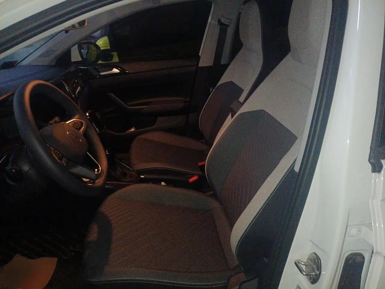 Volkswagen Lavida 2023 New Rui 1.5L Automatic New Yi Edition — миниатюра 15