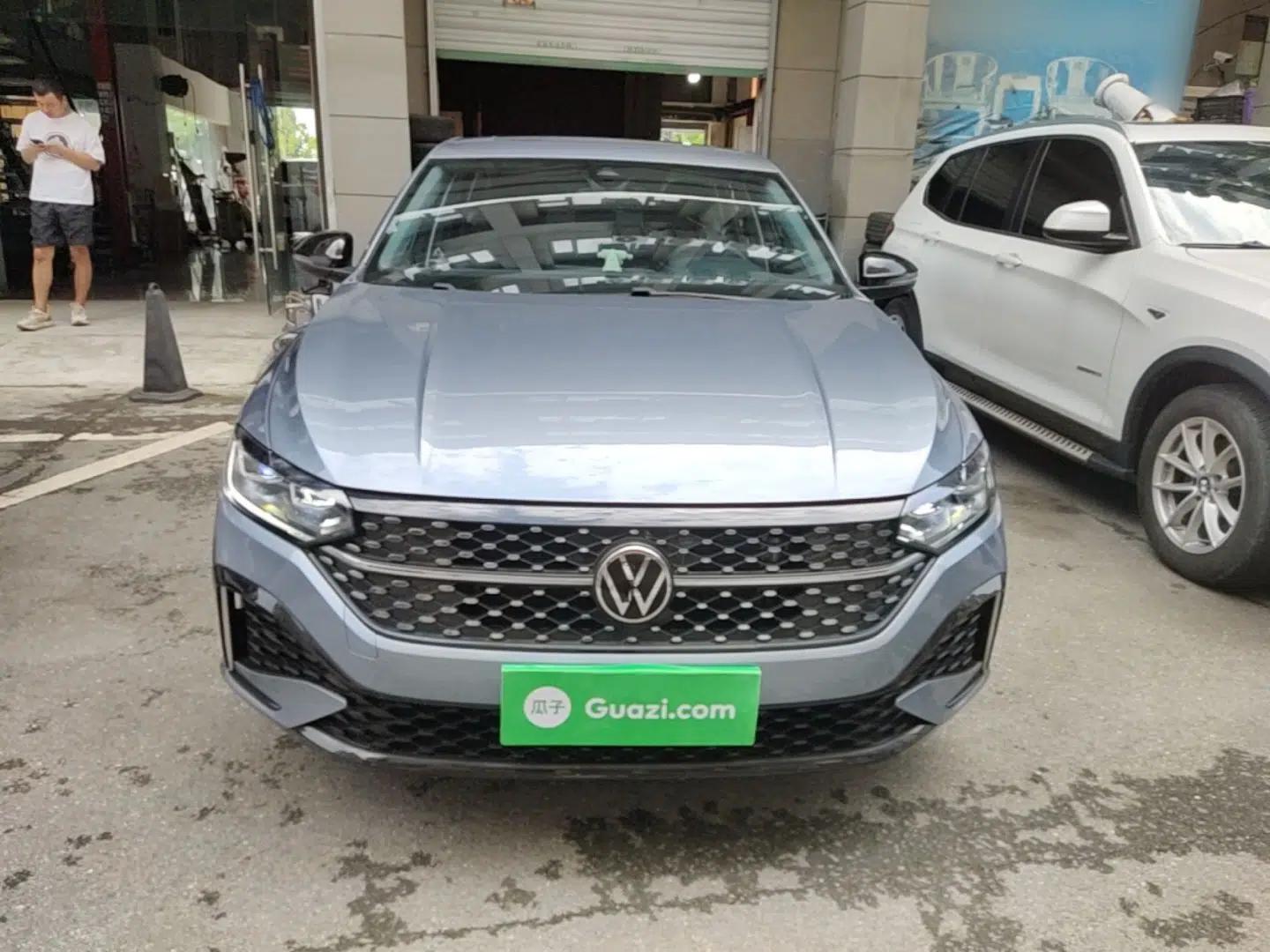 Volkswagen Lavida 2023 300TSI DSG Starry Full-Comfort Edition — миниатюра 2