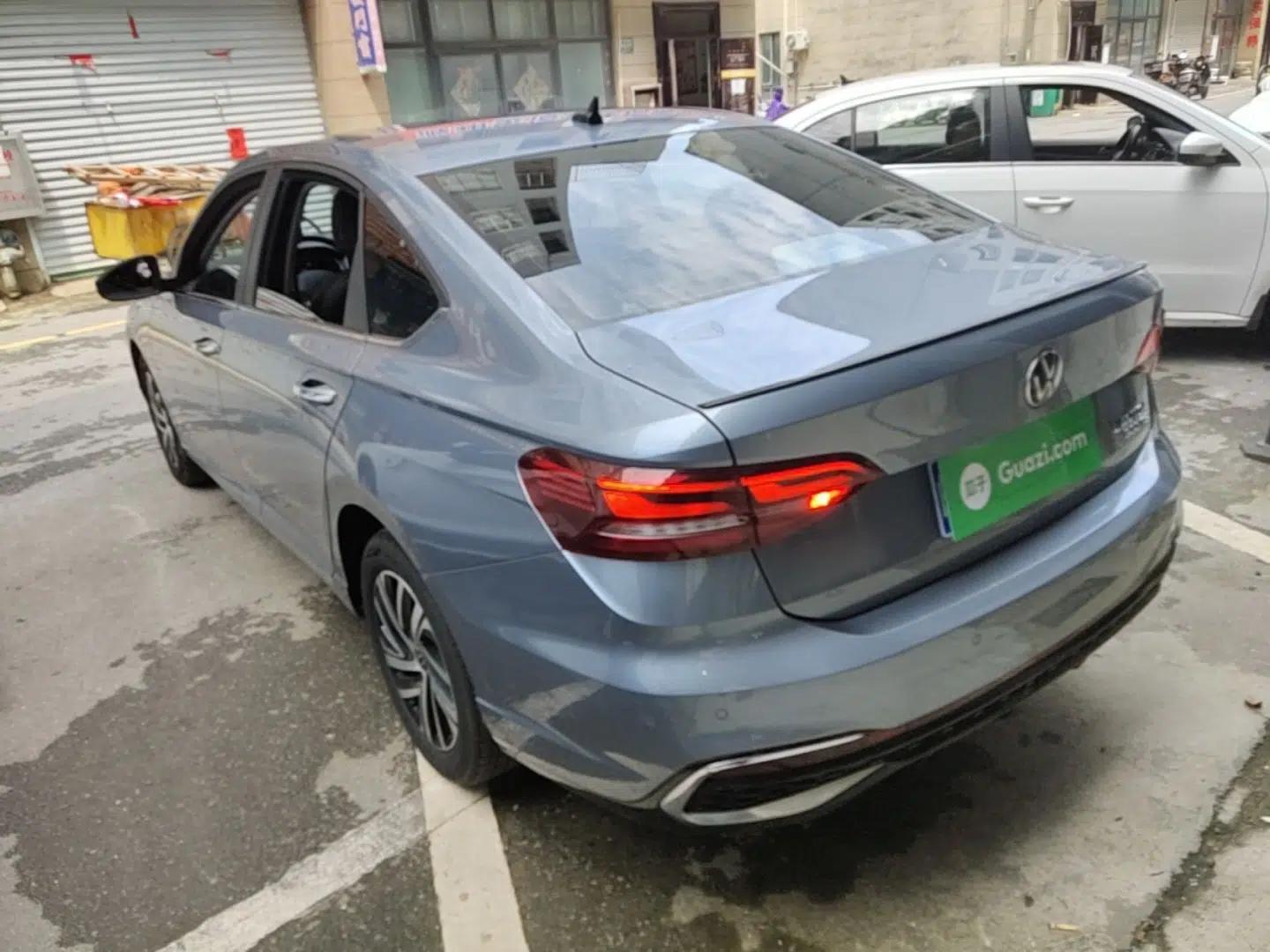 Volkswagen Lavida 2023 300TSI DSG Starry Full-Comfort Edition — миниатюра 4