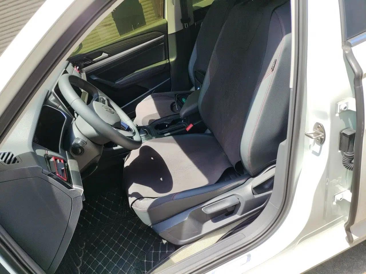 Volkswagen Lavida 2023 300TSI DSG Starry Full-Comfort Edition — миниатюра 12