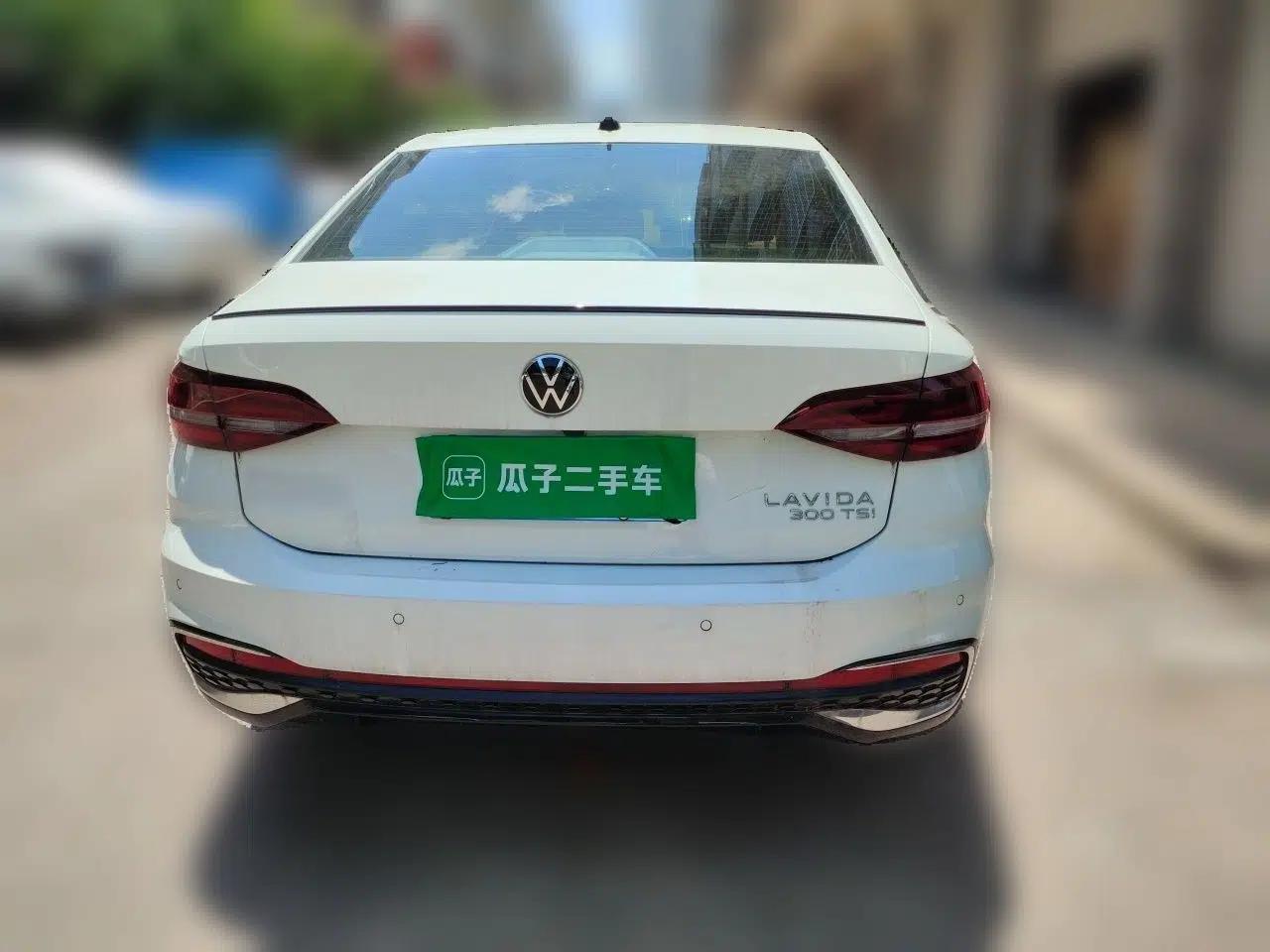Volkswagen Lavida 2023 300TSI DSG Starry Full-Comfort Edition — миниатюра 3