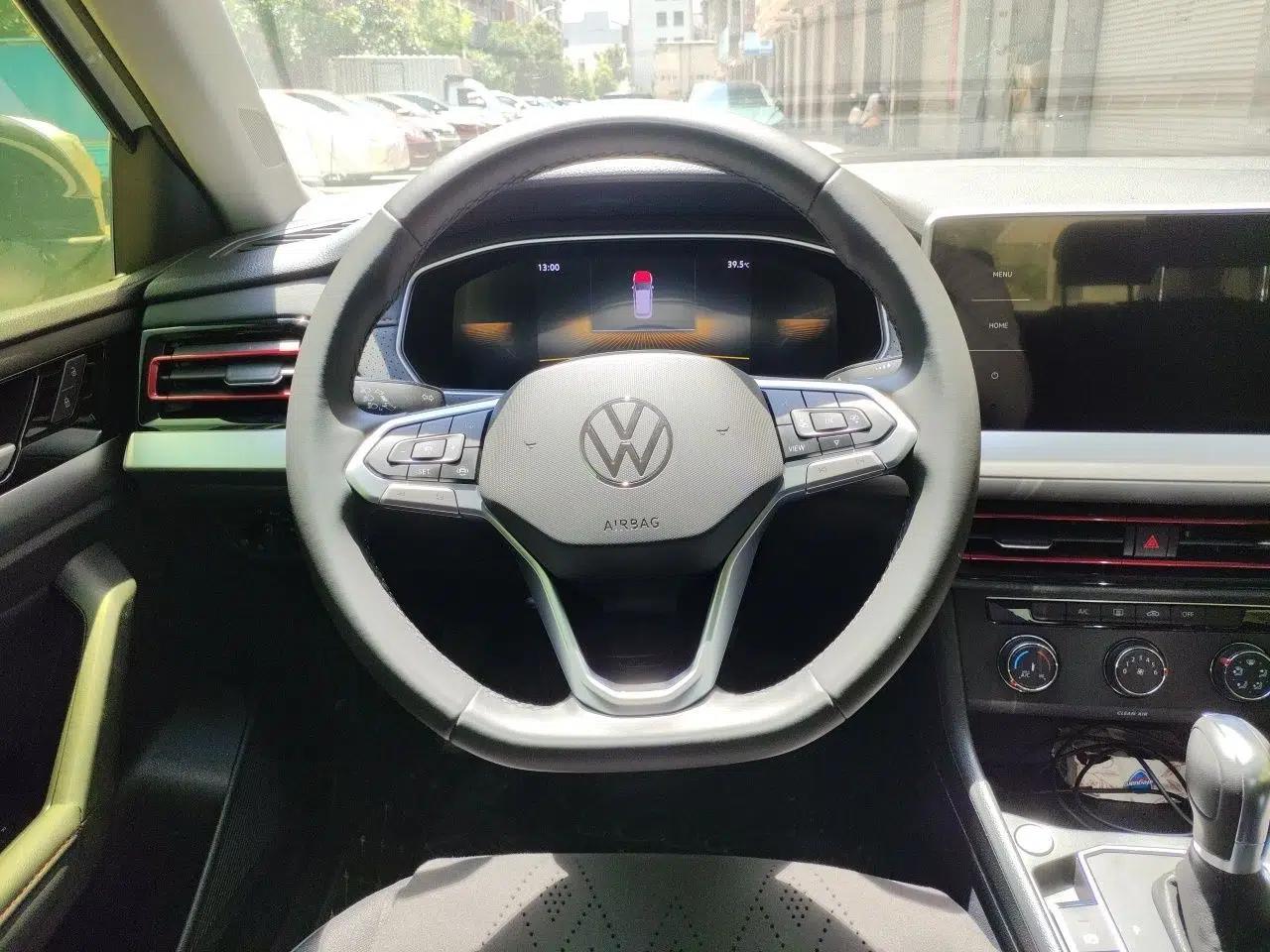 Volkswagen Lavida 2023 300TSI DSG Starry Full-Comfort Edition — миниатюра 7