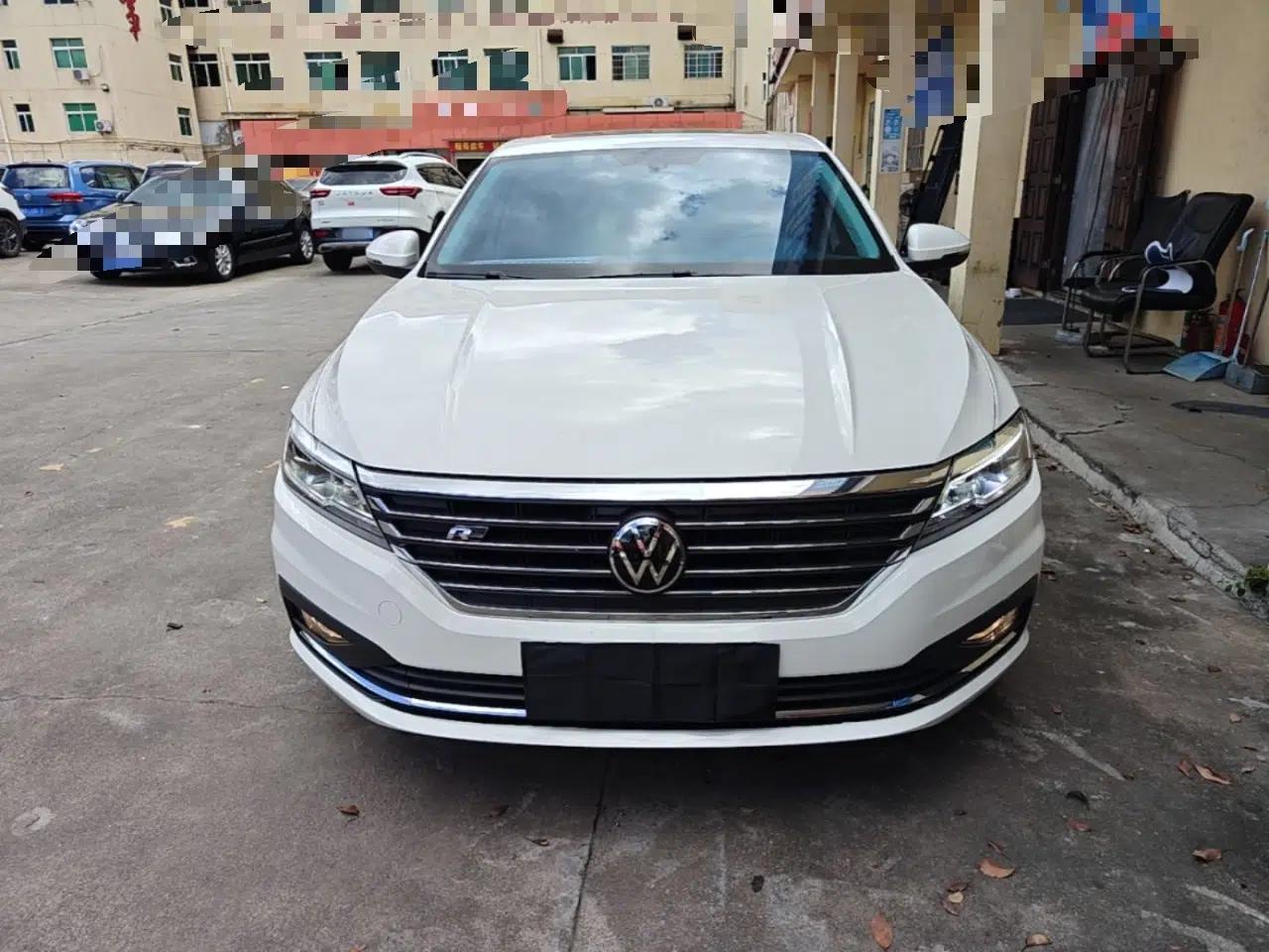 Volkswagen Lavida 2022 1.5L Automatic Comfort Edition — миниатюра 2