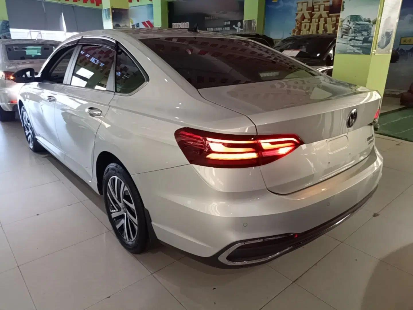 Volkswagen Lavida 2023 300TSI DSG Full-Comfort Edition — миниатюра 4