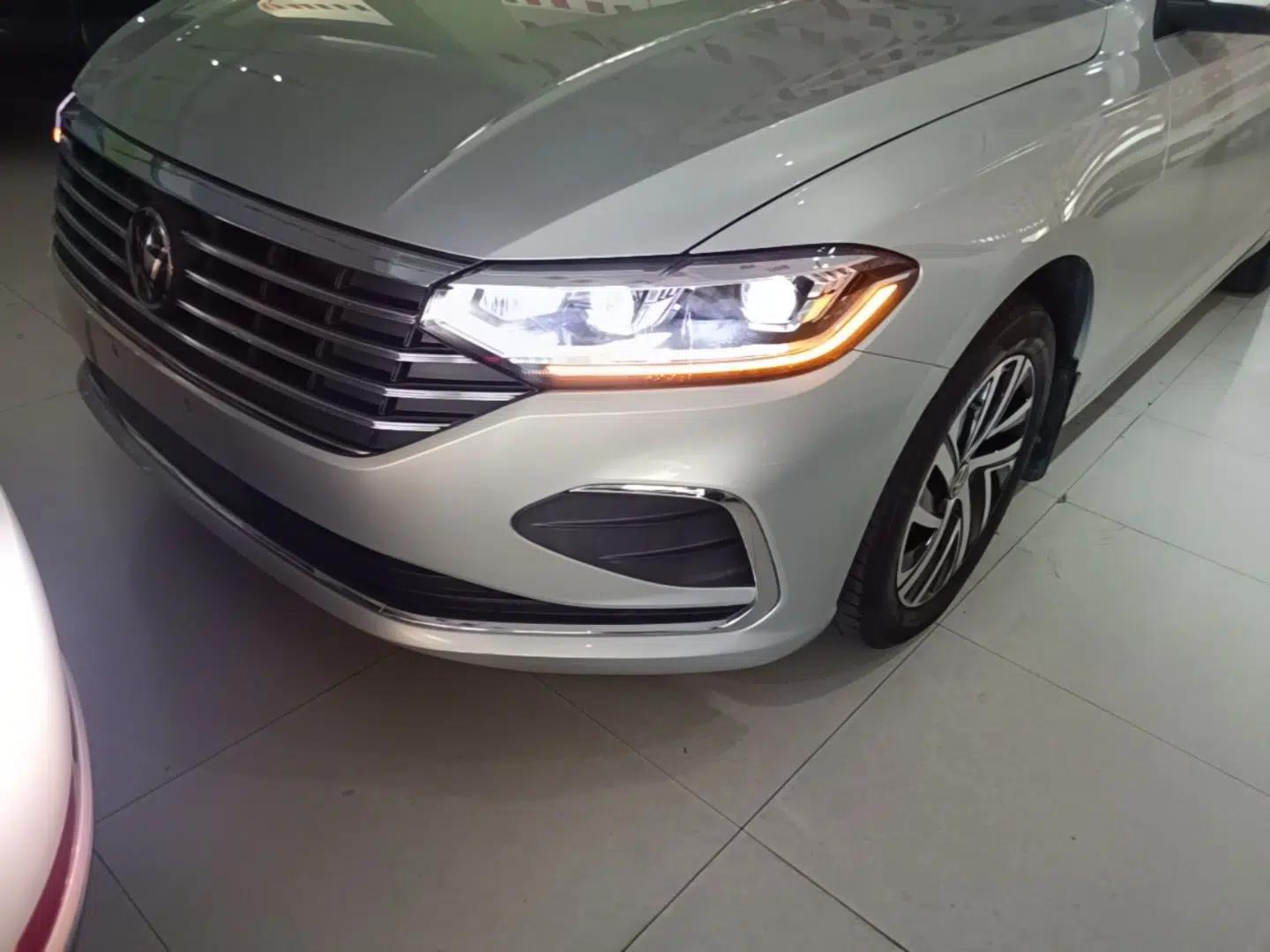 Volkswagen Lavida 2023 300TSI DSG Full-Comfort Edition — миниатюра 8