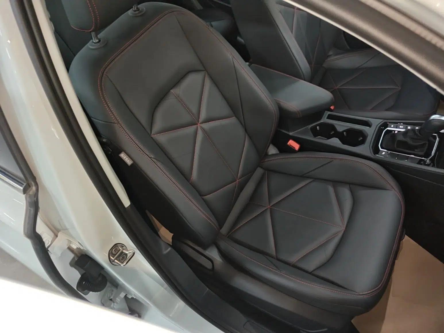 Volkswagen Lavida 2024 300TSI DSG Starry Sky Leading Edition — миниатюра 19