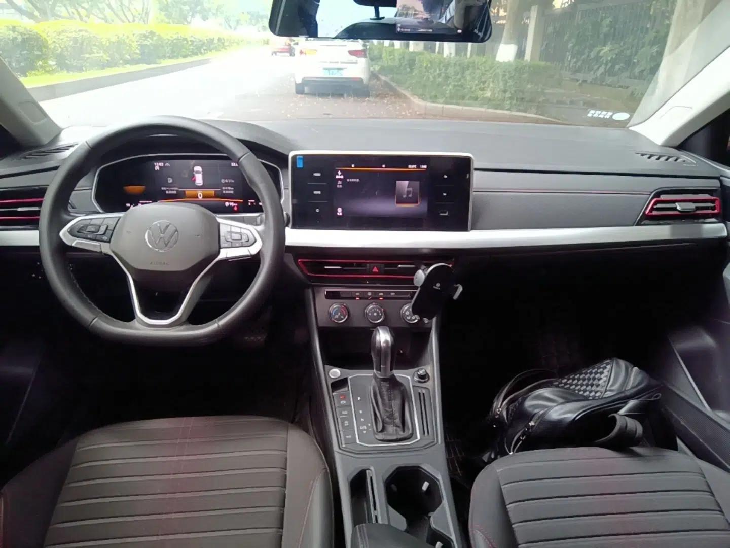 Volkswagen Lavida 2023 280TSI DSG Starry Sky Deluxe Edition — миниатюра 12