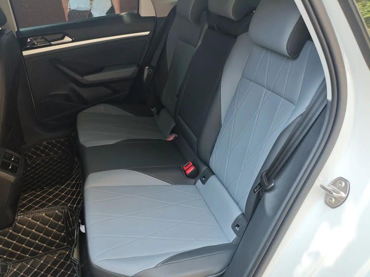Volkswagen Lavida 2024 1.5L Automatic Starry Sky 5 Million Edition — миниатюра 17