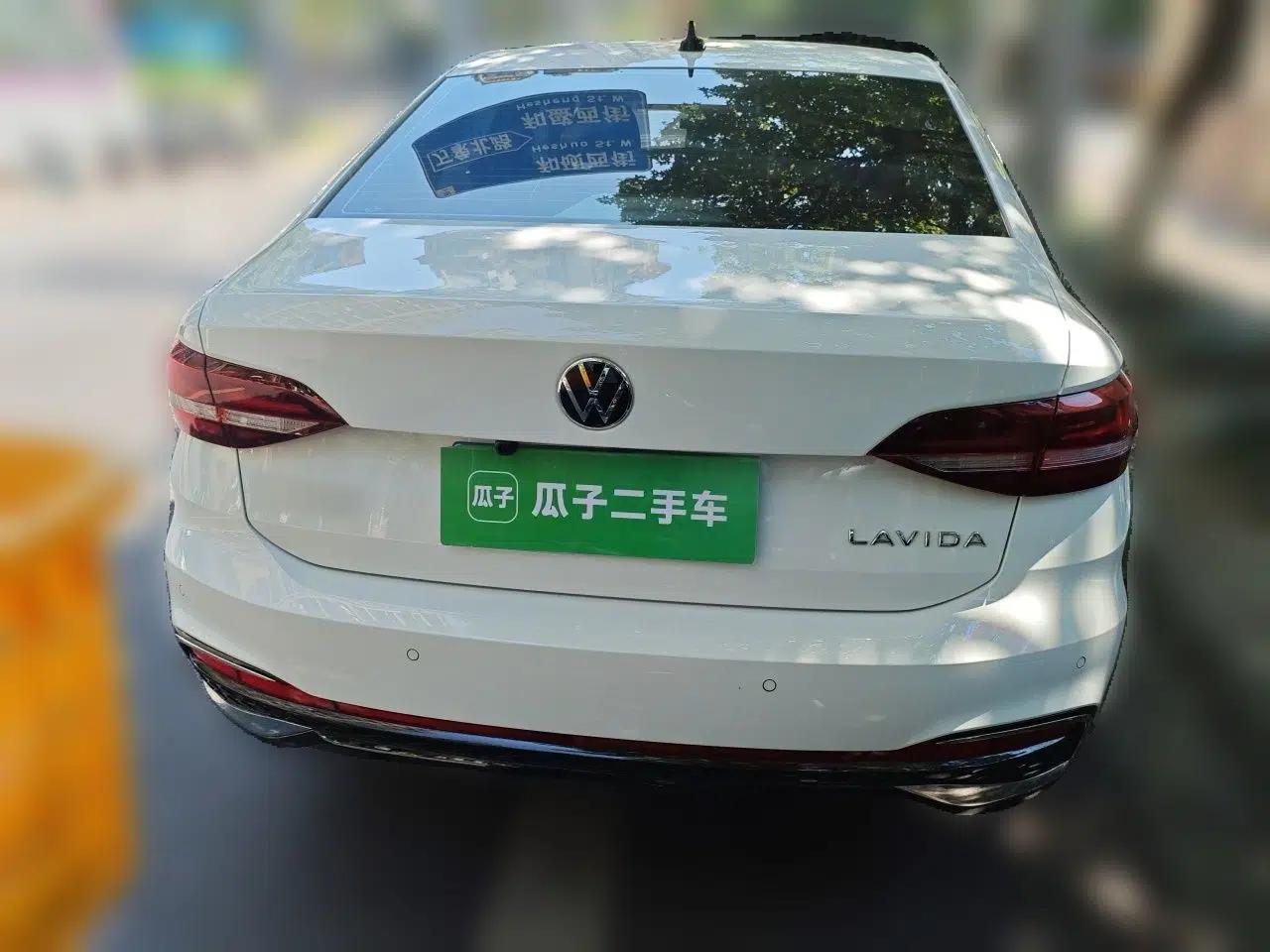 Volkswagen Lavida 2024 1.5L Automatic Starry Sky 5 Million Edition — миниатюра 5