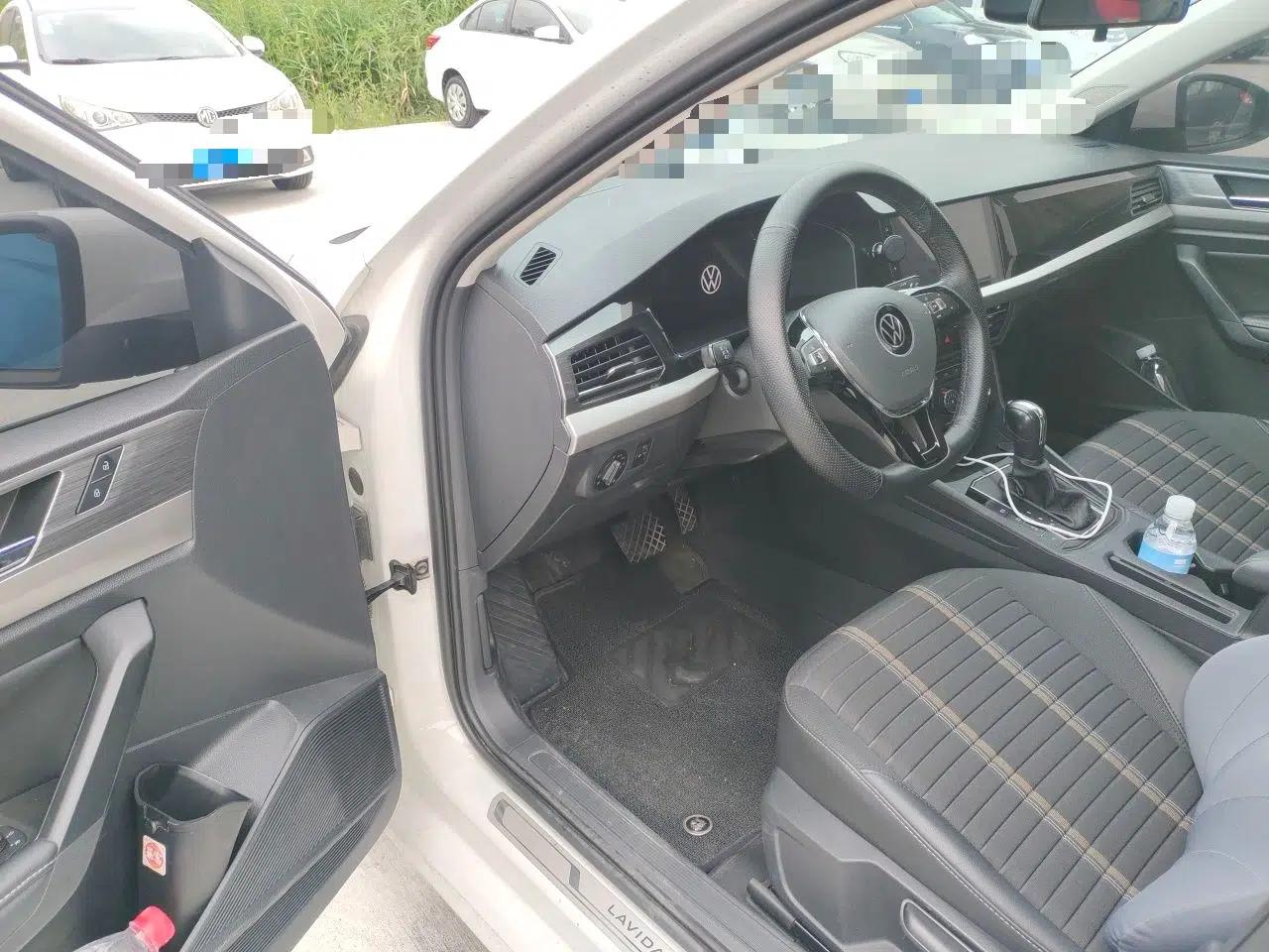 Volkswagen Lavida 2022 280TSI DSG Comfort Edition — миниатюра 19