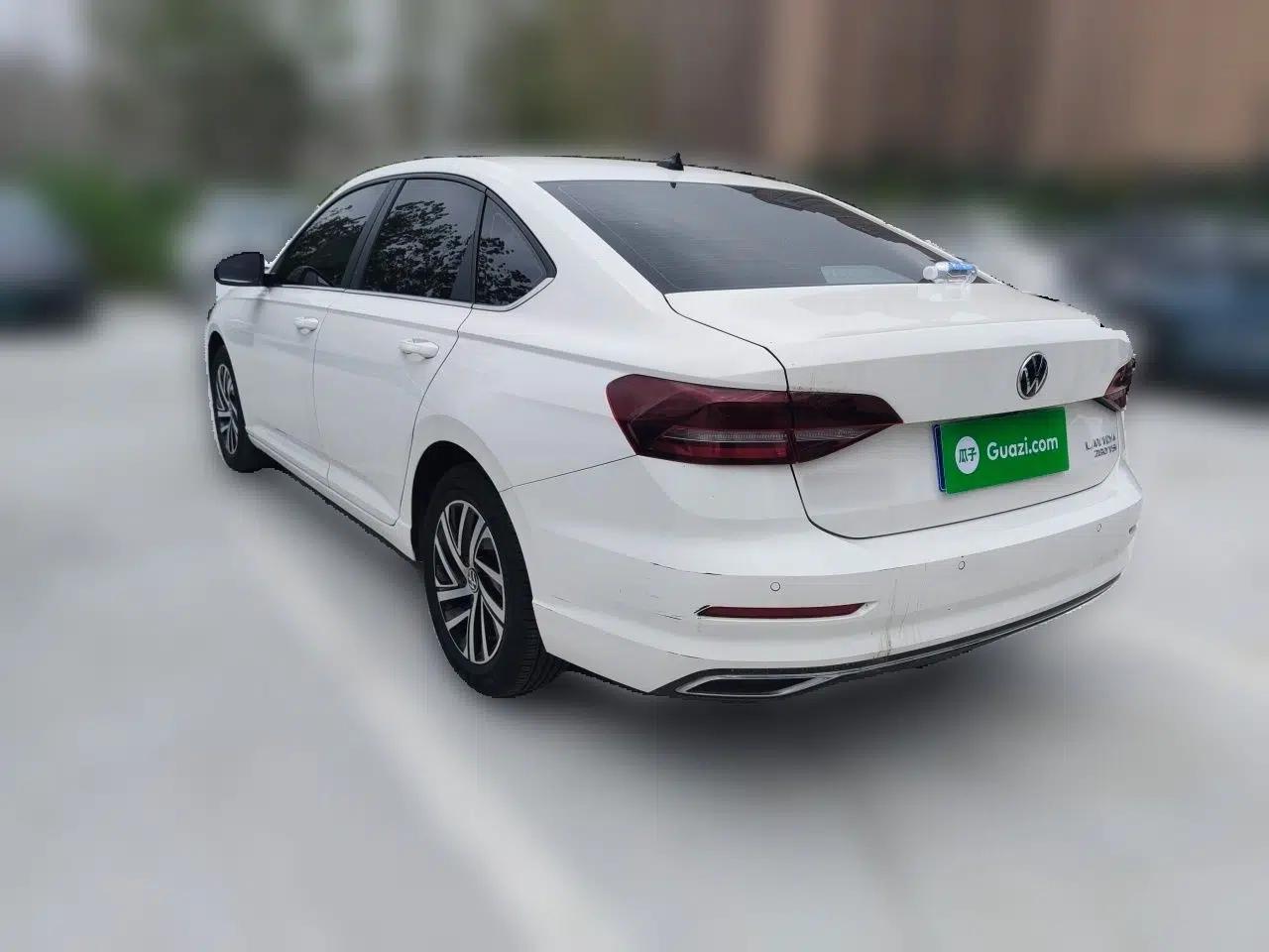 Volkswagen Lavida 2022 280TSI DSG Comfort Edition — миниатюра 4