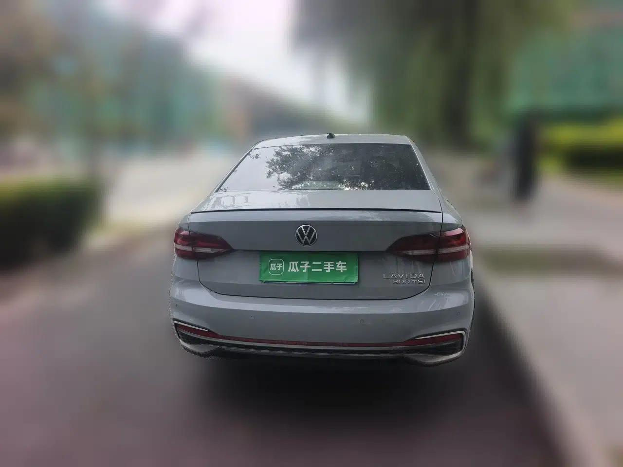 Volkswagen Lavida 2023 300TSI DSG Starry Sky Leading Edition — миниатюра 5