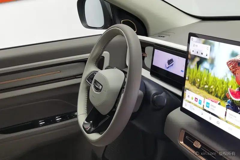 Geely ICON 2026 1.5TD Chocolate Premium Edition — миниатюра 16