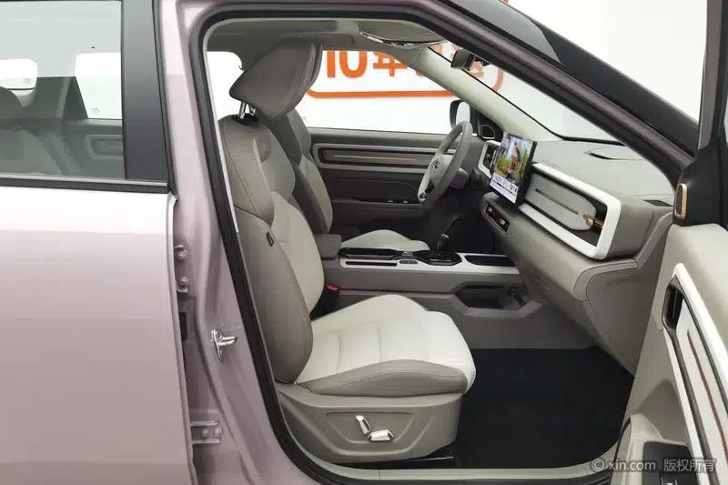 Geely ICON 2026 1.5TD Chocolate Premium Edition — миниатюра 24