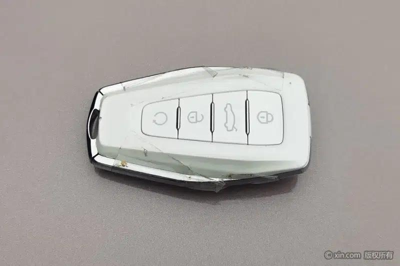Geely ICON 2026 1.5TD Chocolate Premium Edition — миниатюра 6