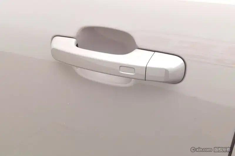 Geely ICON 2026 1.5TD Chocolate Premium Edition — миниатюра 9