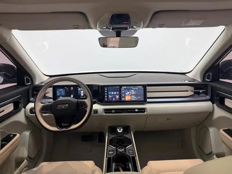 Geely ICON 2023 1.5TD Chocolate Edition — миниатюра 14