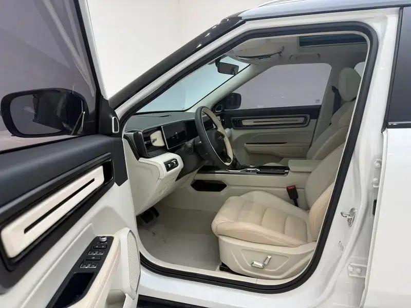 Geely ICON 2023 1.5TD Chocolate Edition — миниатюра 17