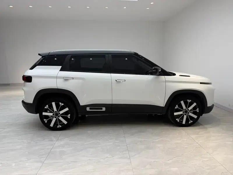 Geely ICON 2023 1.5TD Chocolate Edition — миниатюра 8