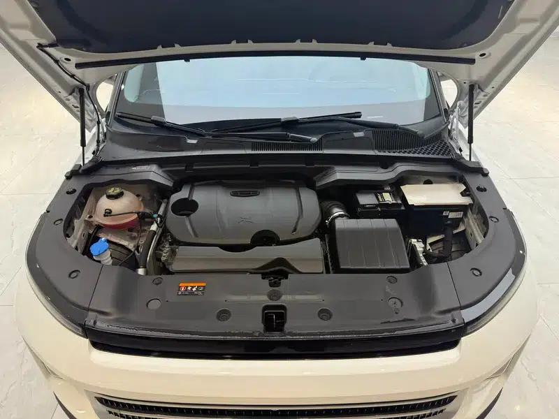 Geely ICON 2023 1.5TD Chocolate Edition — миниатюра 10