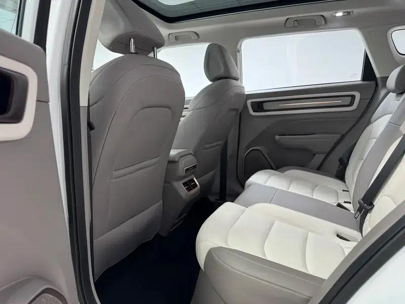 Geely ICON 2026 1.5TD Chocolate Premium Edition — миниатюра 15