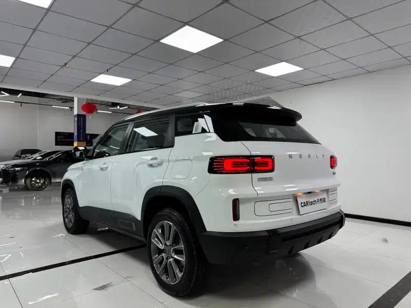 Geely ICON 2026 1.5TD Chocolate Premium Edition — миниатюра 4