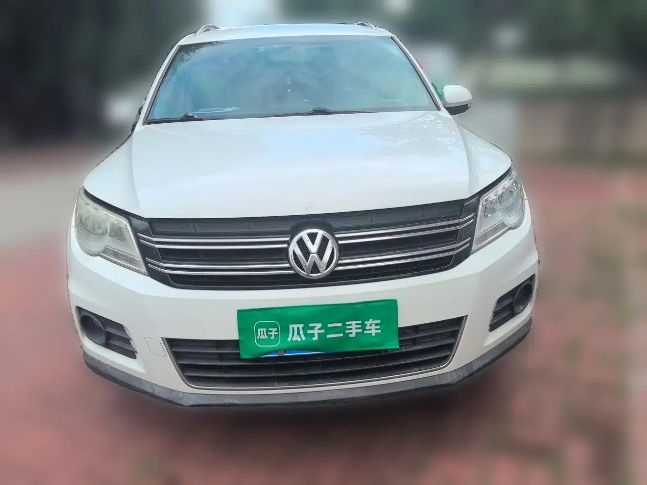 Volkswagen Tiguan 2012 1.8TSI Manual Two-Wheel Drive Enjoyment Edition — миниатюра 2