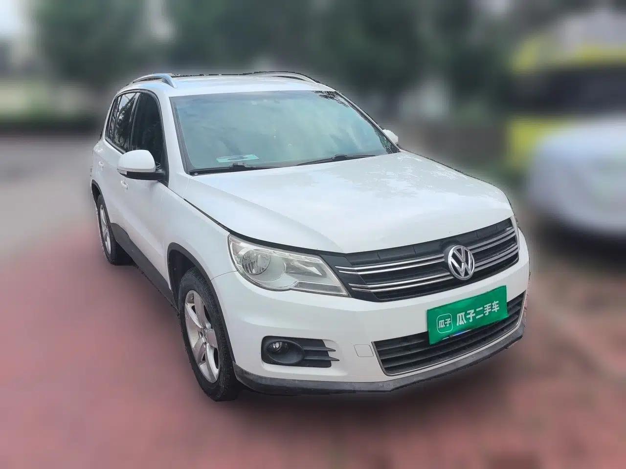 Volkswagen Tiguan 2012 1.8TSI Manual Two-Wheel Drive Enjoyment Edition — миниатюра 3