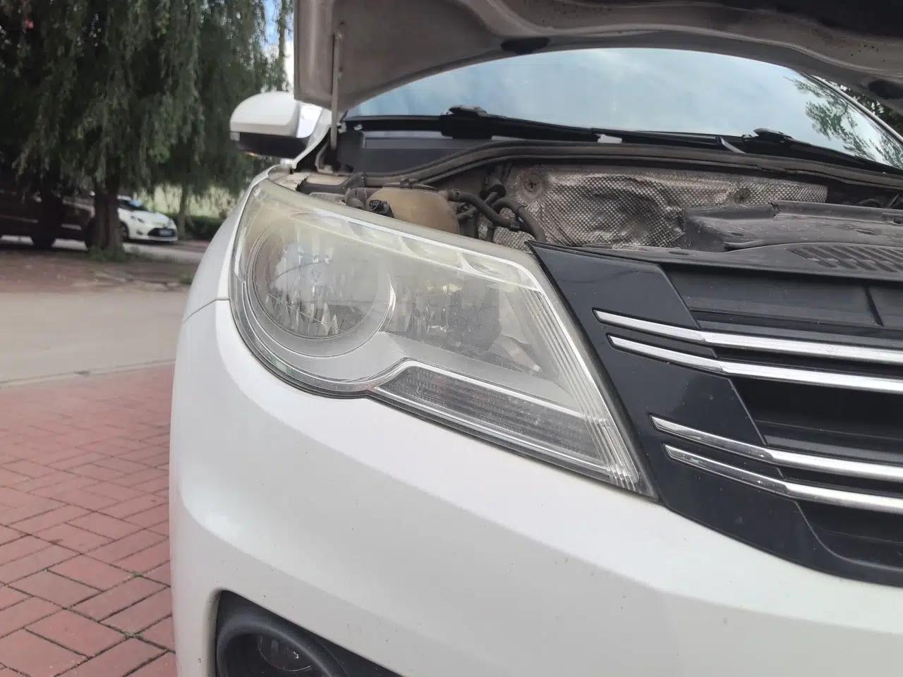 Volkswagen Tiguan 2012 1.8TSI Manual Two-Wheel Drive Enjoyment Edition — миниатюра 7