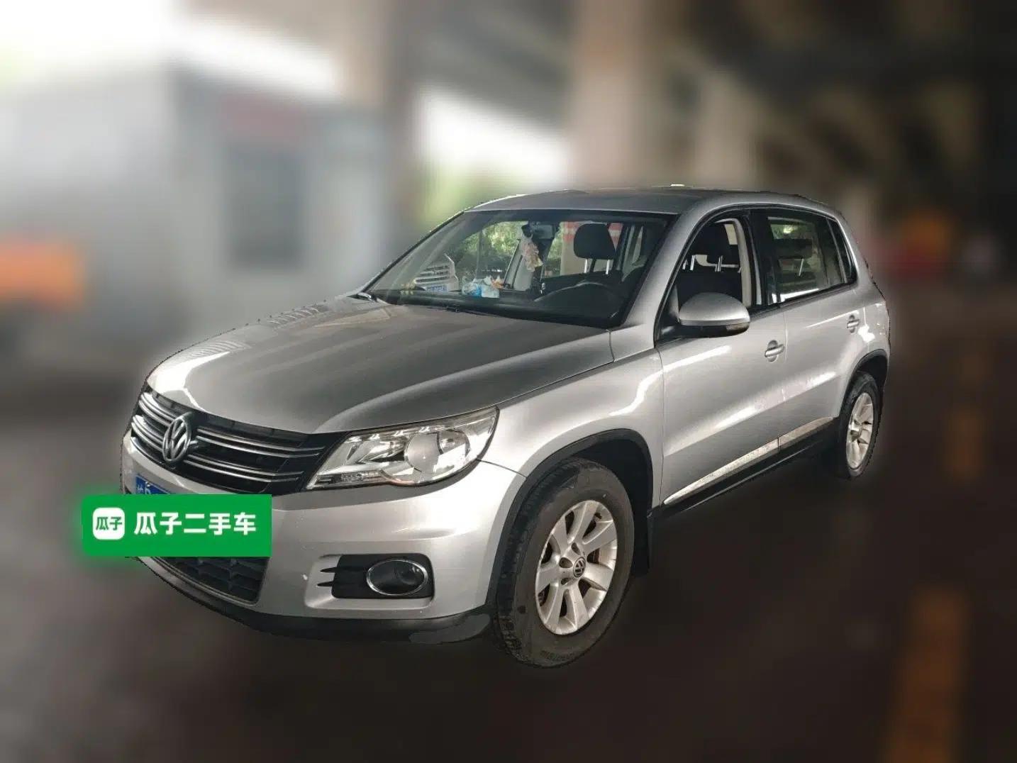 Volkswagen Tiguan 2012 1.8TSI Automatic Two-Wheel Drive Urban Edition — миниатюра 1