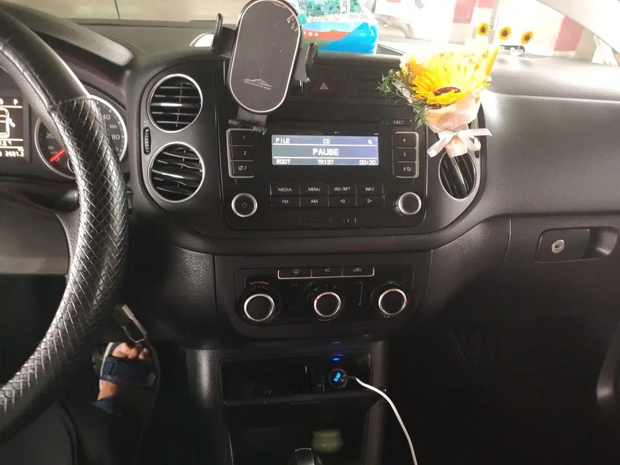 Volkswagen Tiguan 2012 1.8TSI Automatic Two-Wheel Drive Urban Edition — миниатюра 13