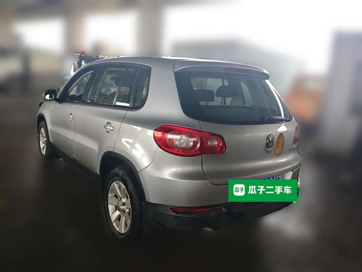 Volkswagen Tiguan 2012 1.8TSI Automatic Two-Wheel Drive Urban Edition — миниатюра 4