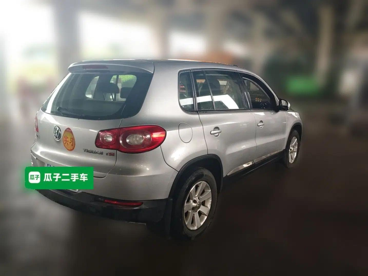 Volkswagen Tiguan 2012 1.8TSI Automatic Two-Wheel Drive Urban Edition — миниатюра 6