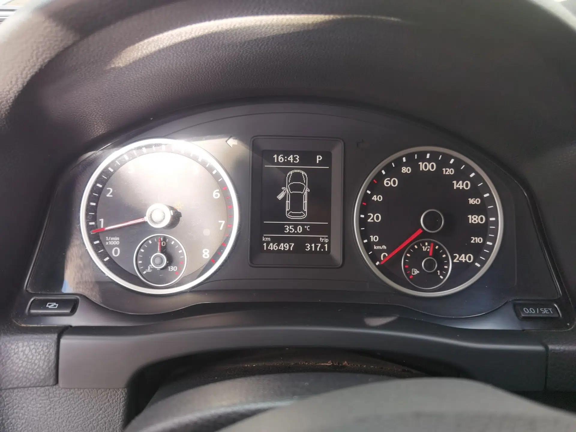 Volkswagen Tiguan 2012 1.8TSI Automatic All-Wheel Drive Fashion Edition — миниатюра 11