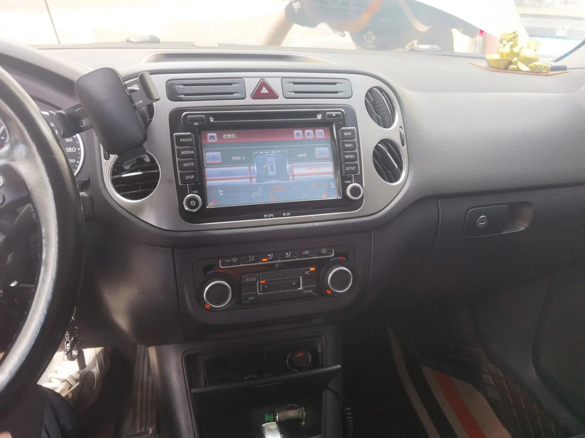 Volkswagen Tiguan 2012 1.8TSI Automatic All-Wheel Drive Fashion Edition — миниатюра 13
